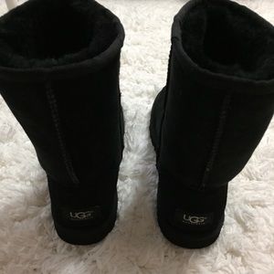 classic short uggs